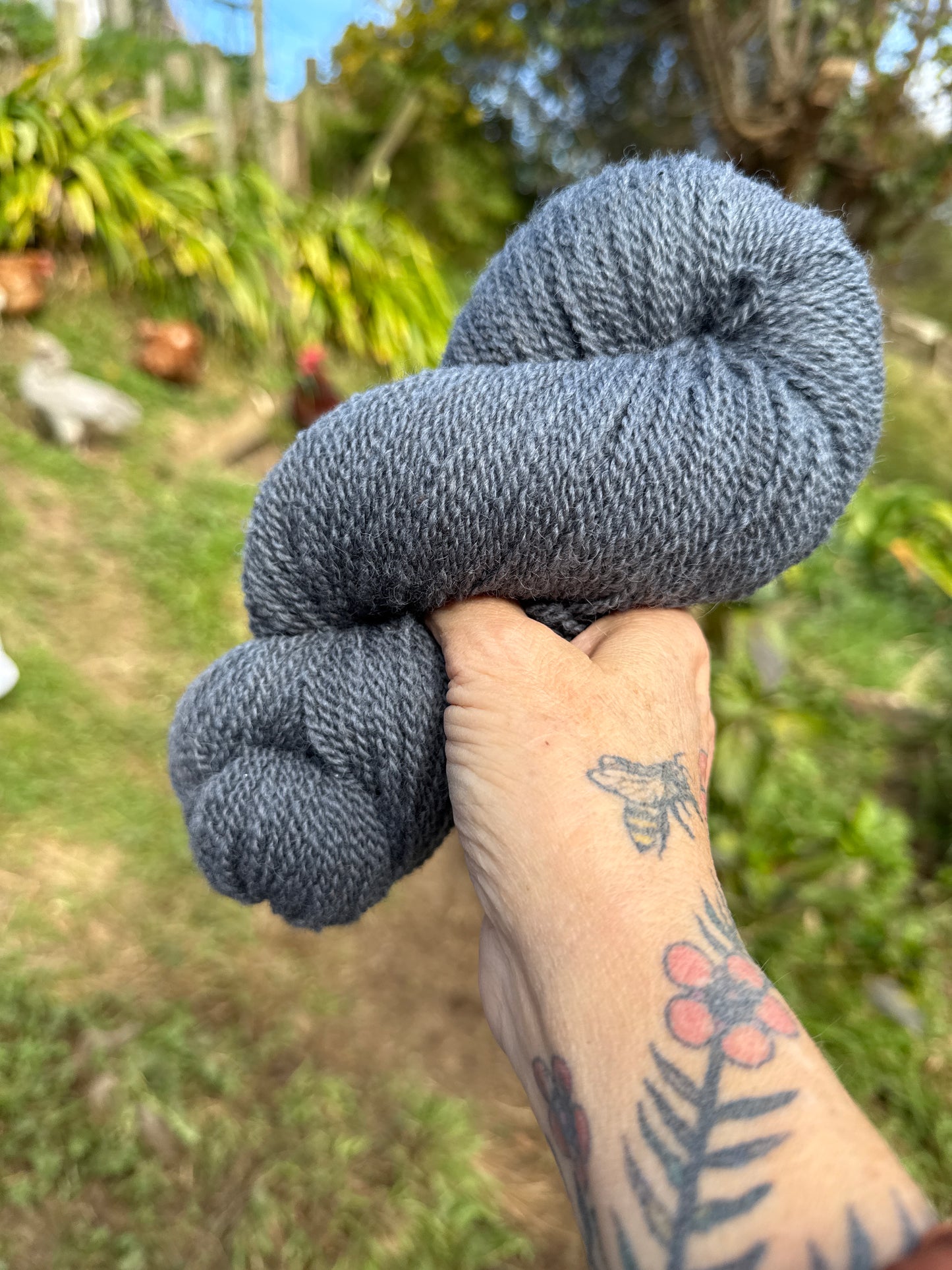 SHADOW BLUE WORSTED