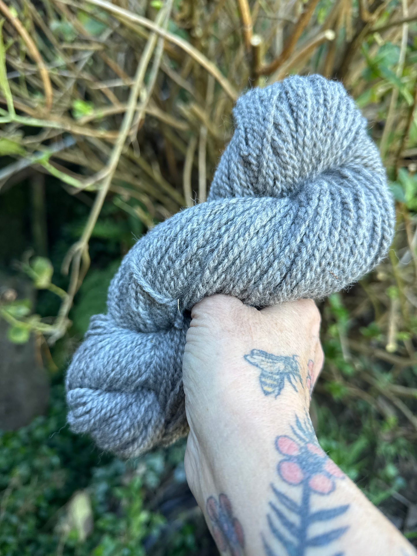 MID GREY